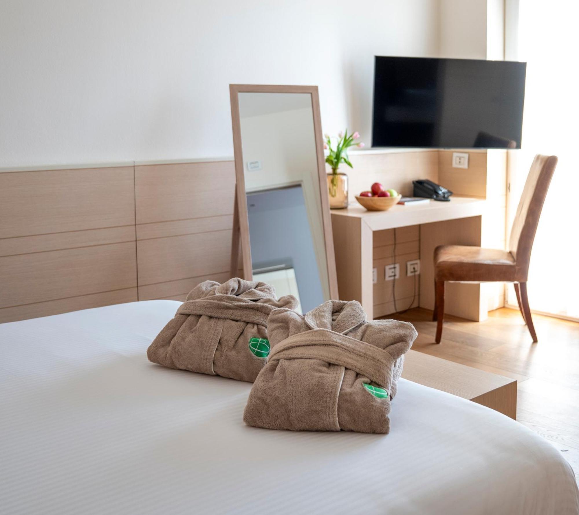 Bes Hotel Terme Di Palazzago Экстерьер фото